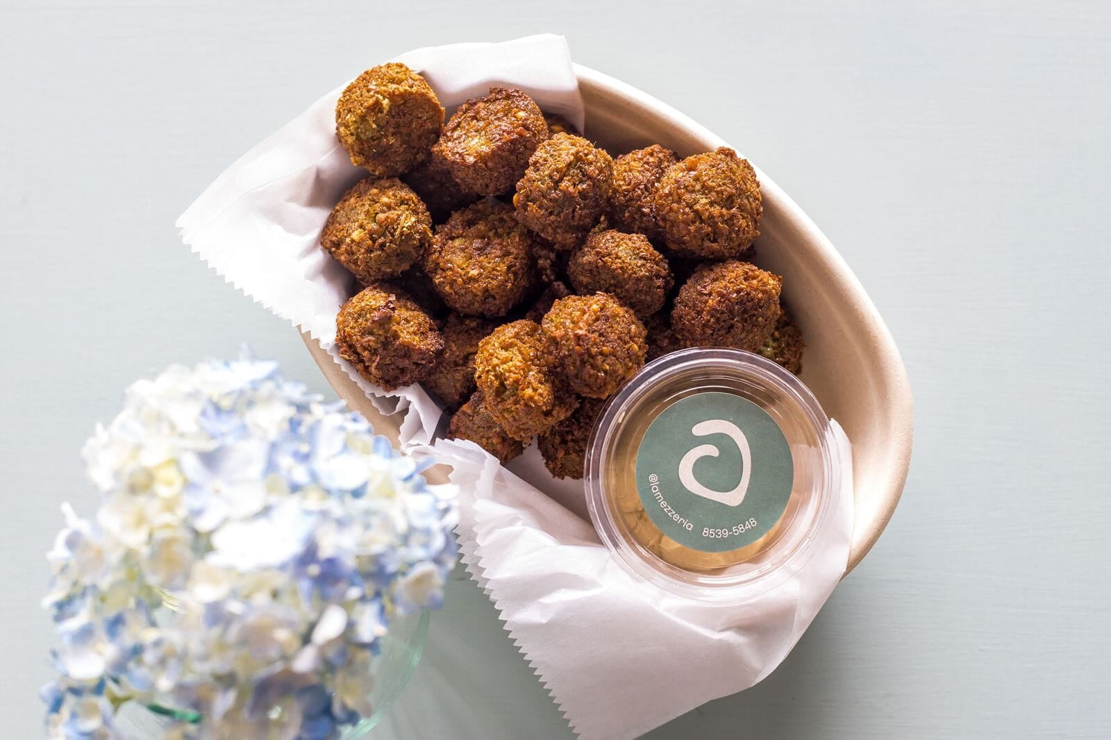 Falafel de La Mezzeria para catering corporativo en Costa Rica